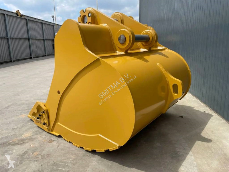 Aanbouwstukken voor bouwmachines Caterpillar...
